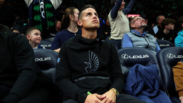 James Rodríguez recibe homenaje en la NBA