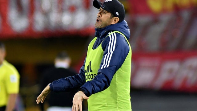 Arturo Reyes, técnico de Pereira - VizzorImage