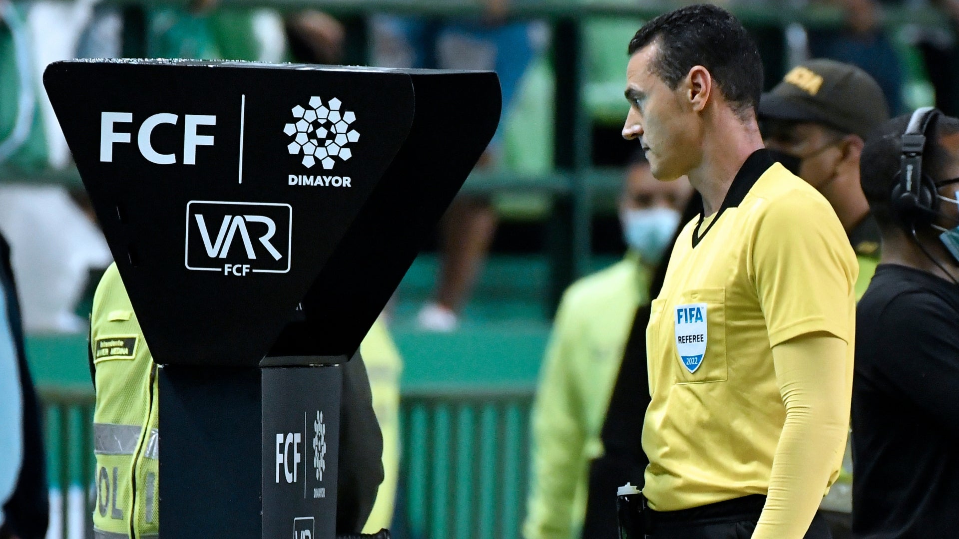 Cambia el formato de la publicación de los audios VAR en Colombia - VizzorImage