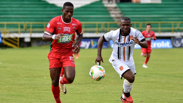 Patriotas vs. Bogotá