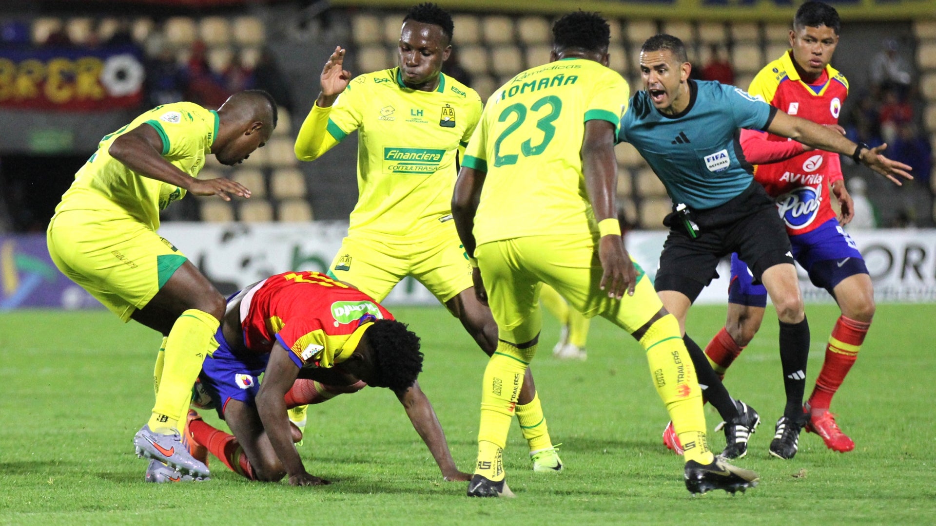 Bucaramanga recibe sanción en la Liga BetPlay