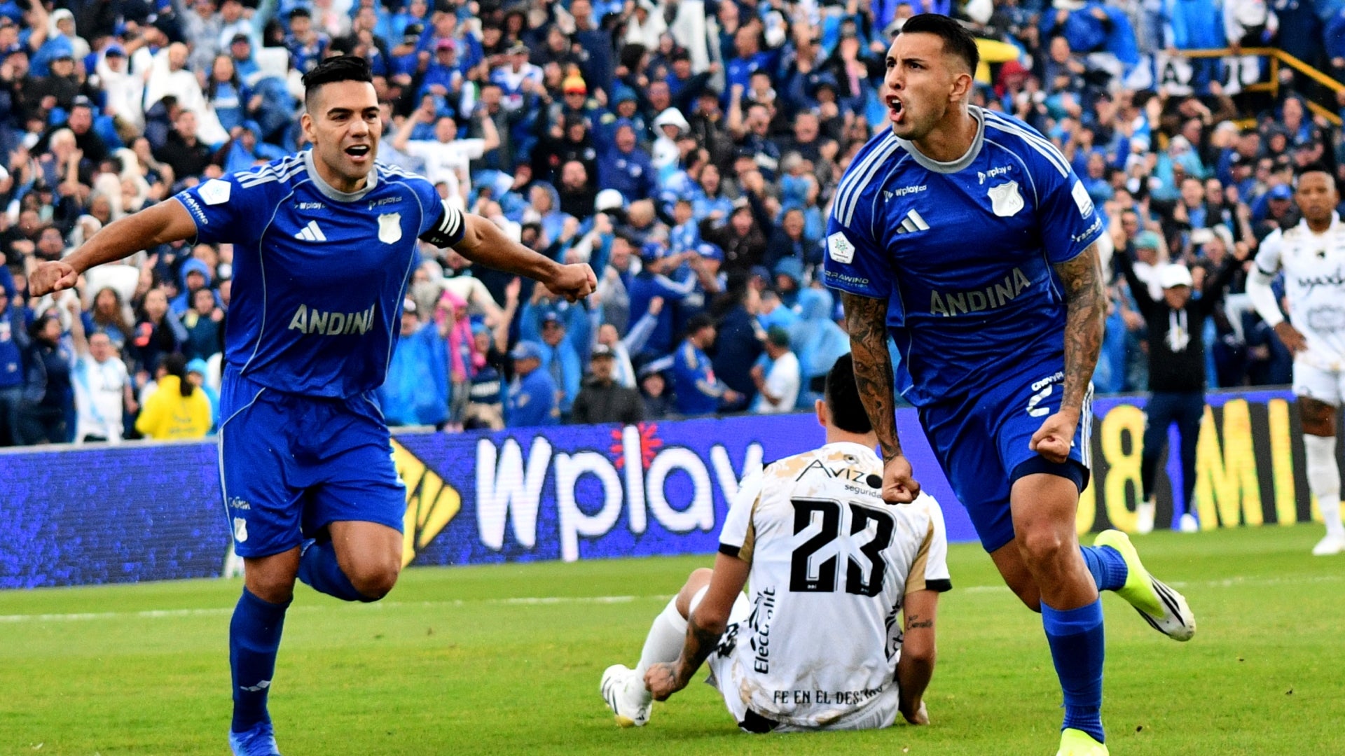 Bustos habló sobre las lesiones de Falcao y Contreras