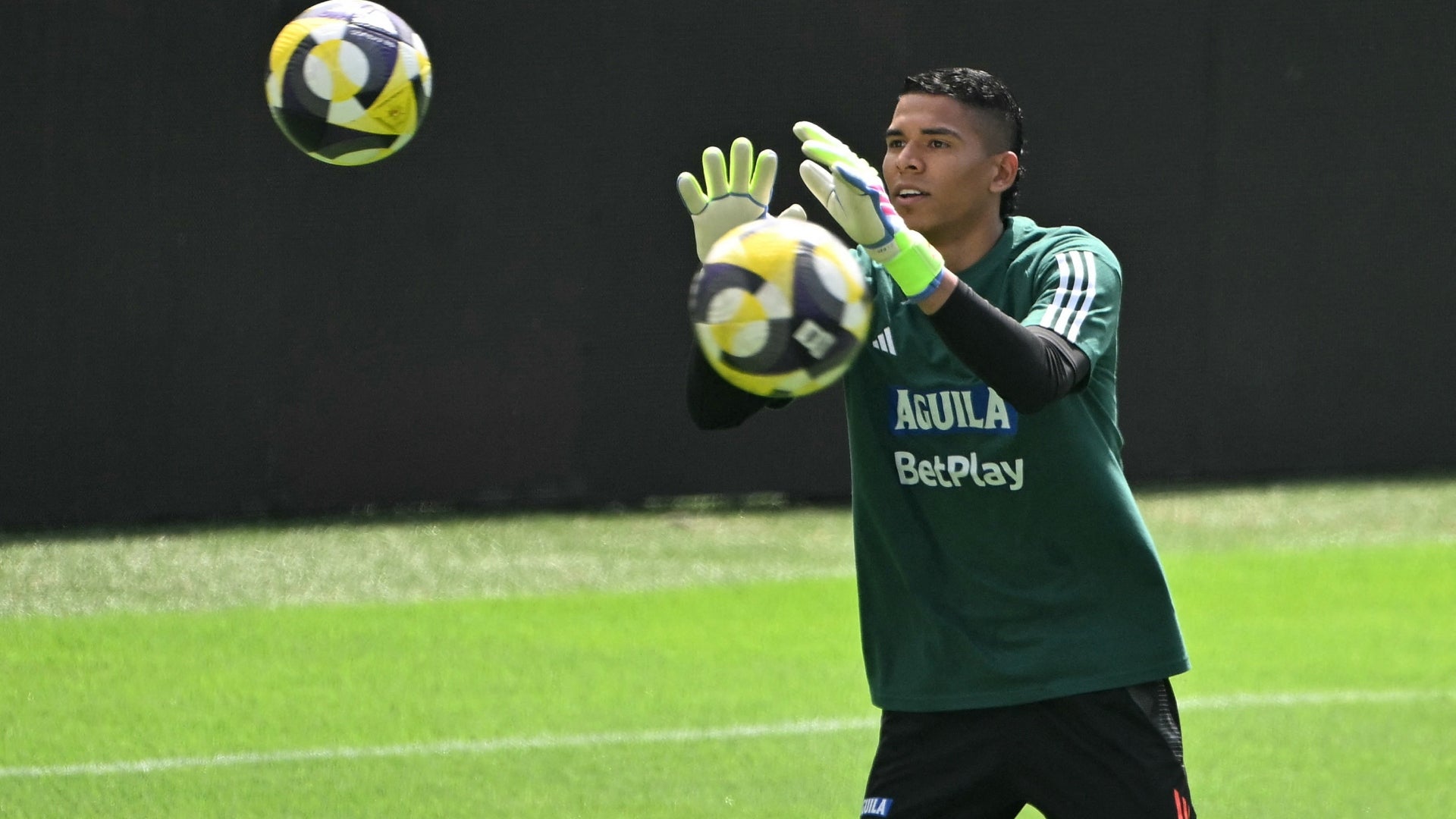 Kevin Mier estaría cerca de volver a las canchas