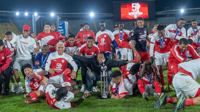 Santa Fe se prepara para encarar la Copa Libertadores 2026 - VizzorImage