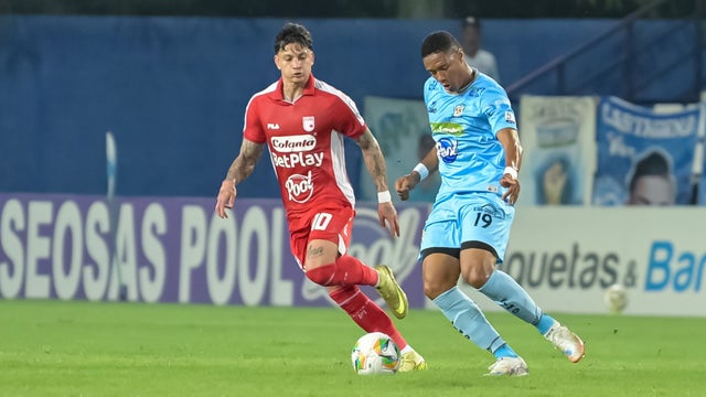 Jaguares le dio el golpe a Santa Fe y se acercó a zona de clasificación - VizzorImage