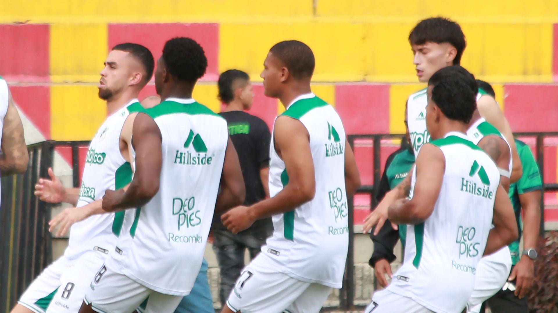 Deportivo Cali perdió a Fernando Álvarez por roja vs. Bucaramanga - VizzorImage