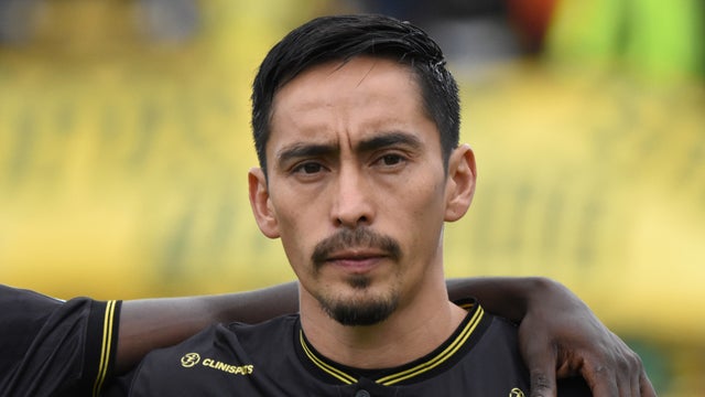 Fabián Sambueza habló sobre su discusión con el árbitro _ VizzorImage _ Felipe Caicedo