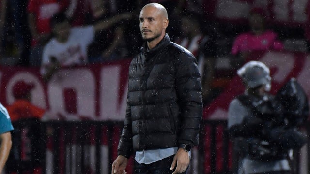 David González felicitó al equipo tras derrotar a Jaguares _ VizzorImage _ Gabriel Aponte