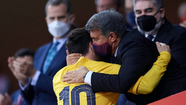 Laporta admite que su relación con Messi pasa por un mal momento Laporta admite que su relación con Messi pasa por un mal momento