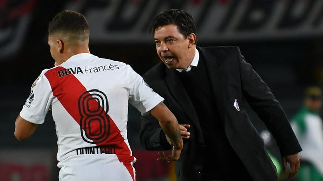 Juanfer Quintero se queda sin entrenador