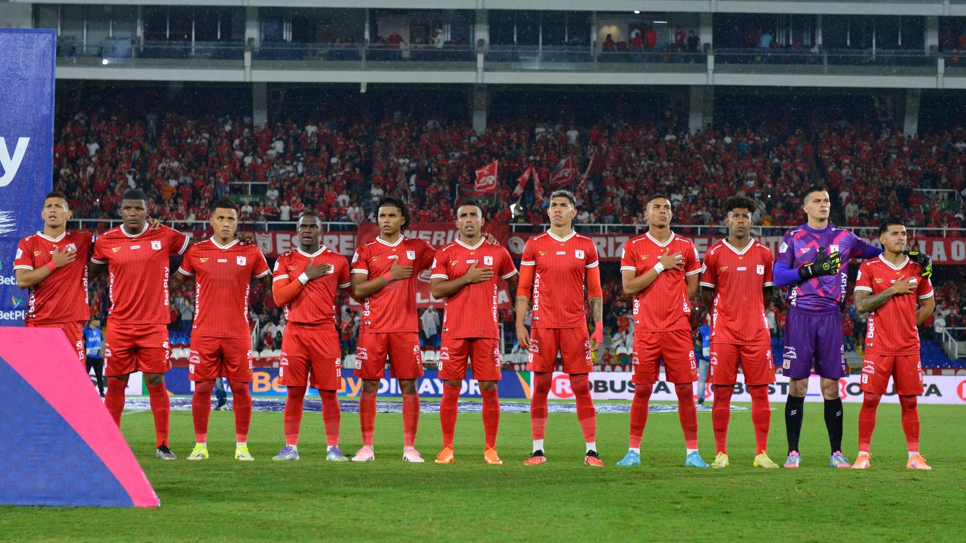 América de Cali reveló la lesión que sufrió una de sus figuras - VizzorImage