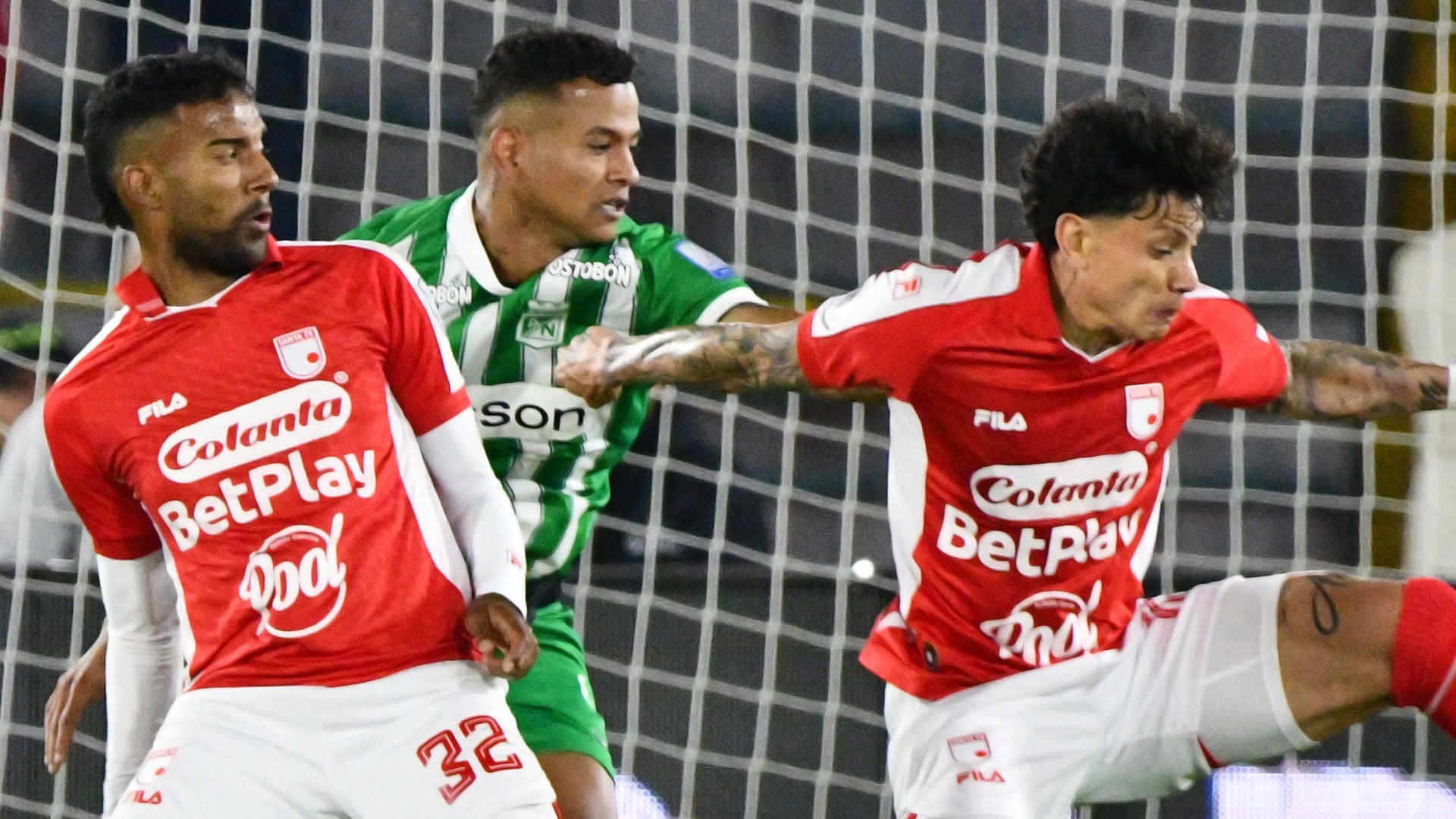 Haydar podría ser sancionado tras confesión sobre polémica en Santa Fe vs. Nacional - VizzorImage