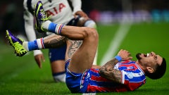 Daniel Muñoz salió por lesión en Crystal Palace y enciende alarmas en Colombia - AFP