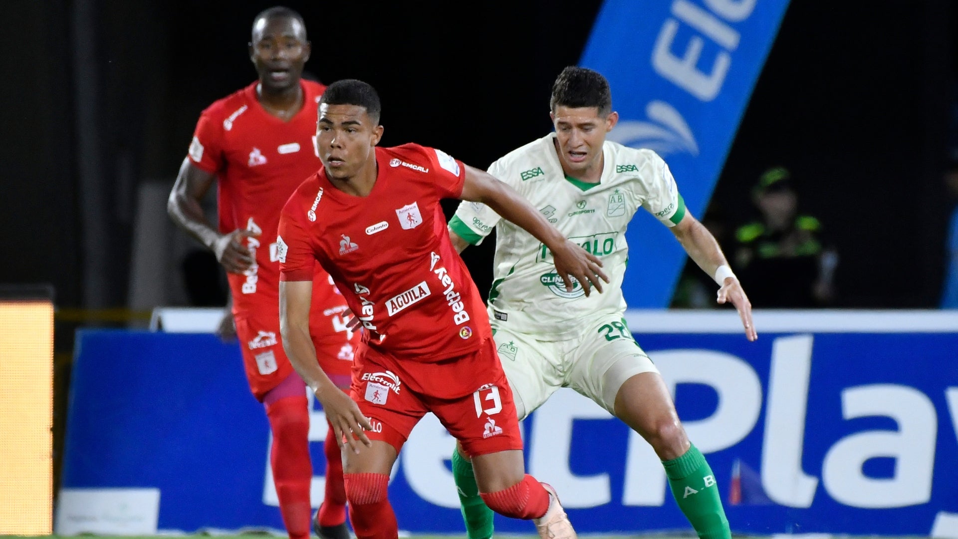 América vs. Bucaramanga - minuto a minuto y goles (Sudamericana) - VizzorImage