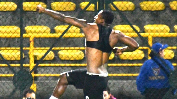 Liga BetPlay: aumenta multa por quitarse la camiseta tras un gol