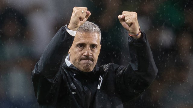 Hernán Crespo ya no es técnico de Sao Paulo ¿Calienta Atlético Nacional? - AFP