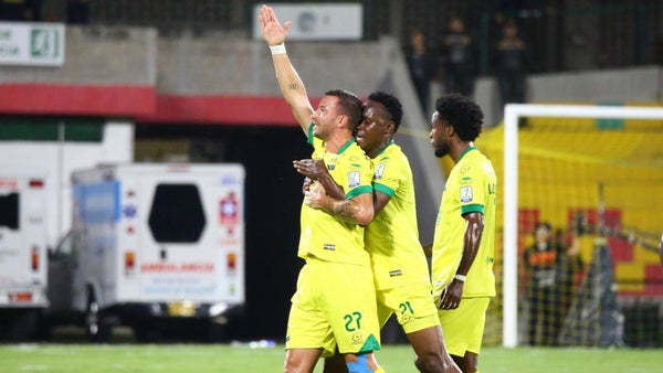 Bucaramanga derrotó a Pereira con doblete de Luciano Pons