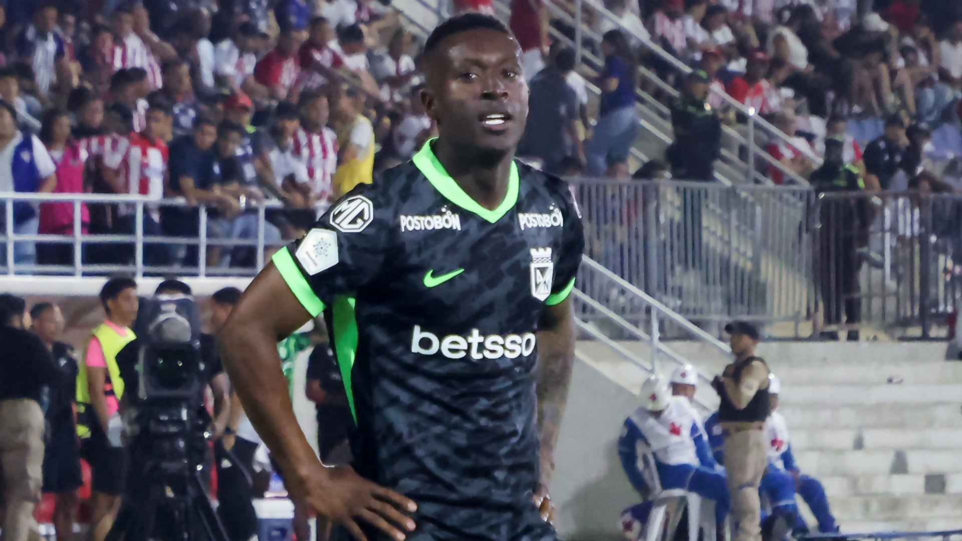 Golazo de antología de Marlos Moreno con Atlético Nacional vs. Junior - VizzorImage