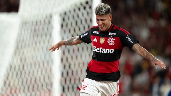 Jorge Carrascal brilló con Flamengo y marcó un golazo en el último minuto