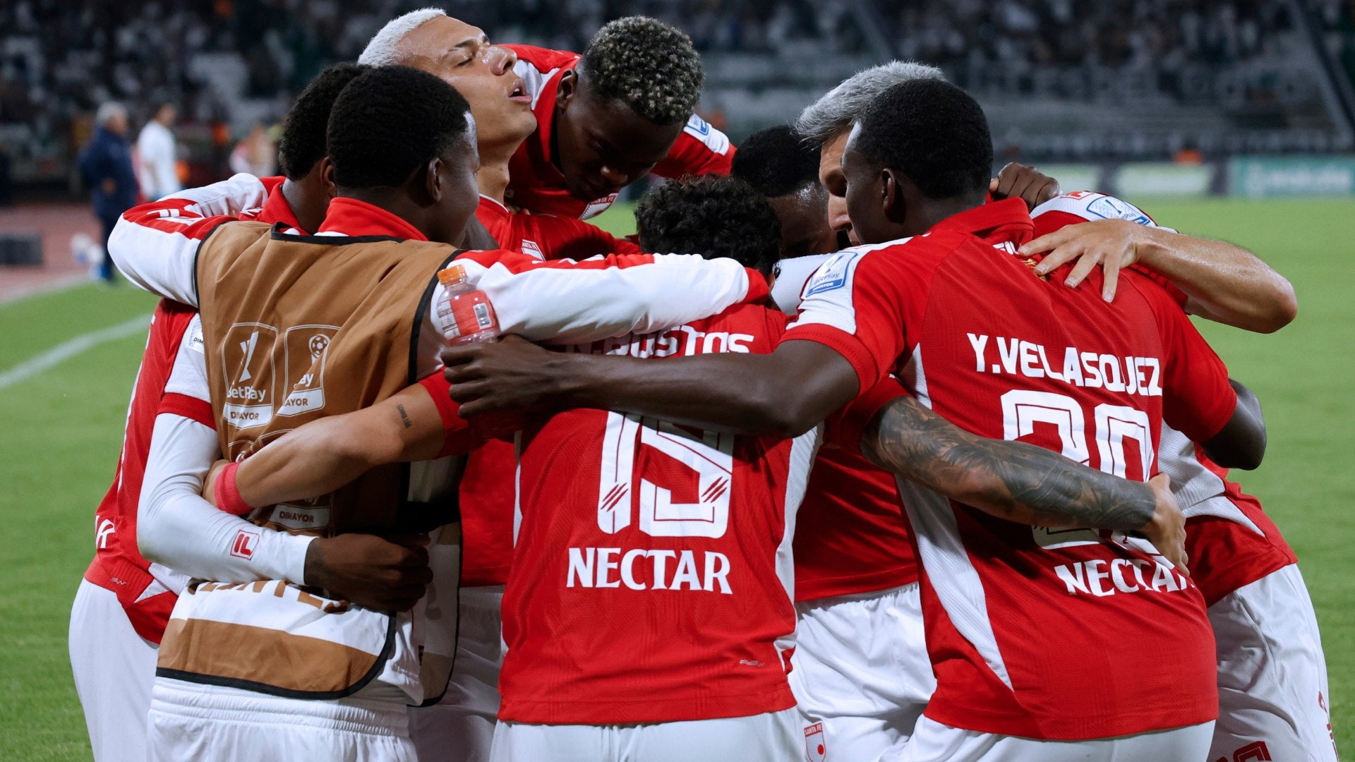 tres joyas de Santa Fe estarían cerca de la selección Colombia