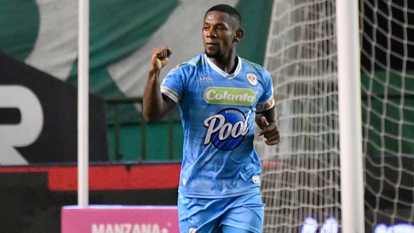 Pablo Rojas fue presentado en un nuevo club