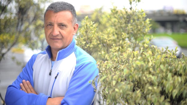 Mario Vanemerak calentó la previa de Millonarios vs. Nacional