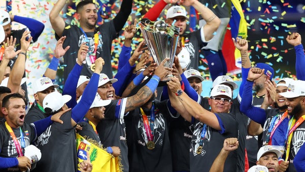 Venezuela derrotó a EE.UU. y ganó su primer Clásico Mundial de Béisbol