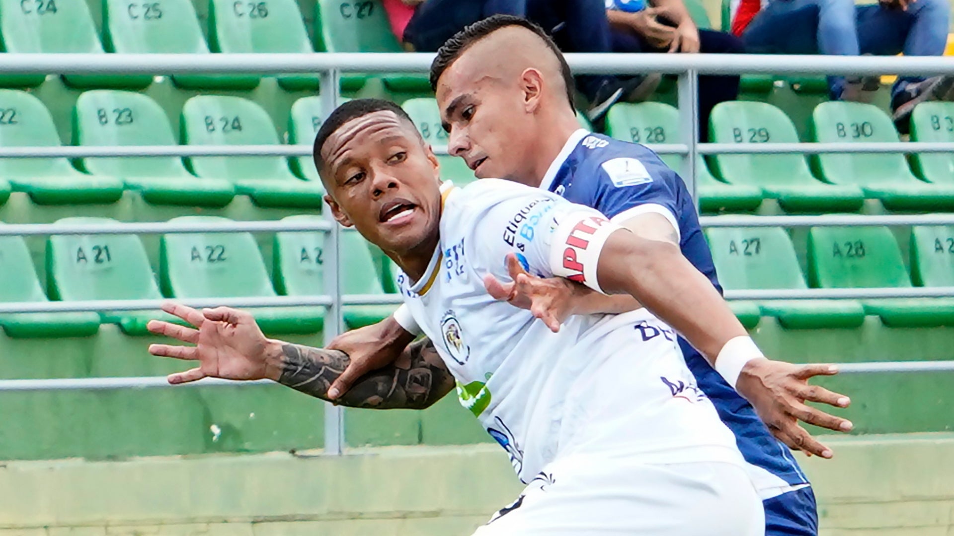 Jaguares pidió penal en la derrota ante Alianza ¿Debió revisarse_ - VizzorImage