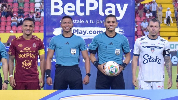 Tolima convirtió gol vs. Fortaleza por este penal tras llamado VAR