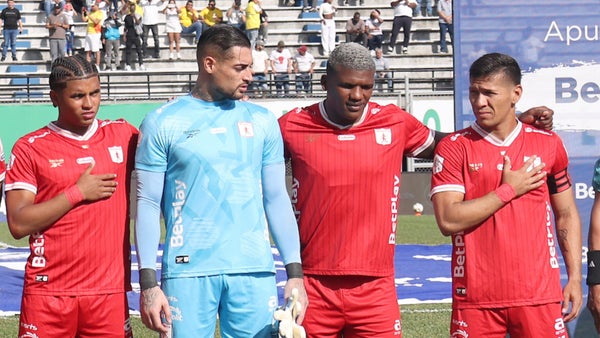 América se quedó sin Marlon Torres vs. Águilas tras llamado VAR