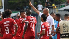 América se recuperó ante Águilas Doradas y sacudió la tabla de posiciones - VizzorImage