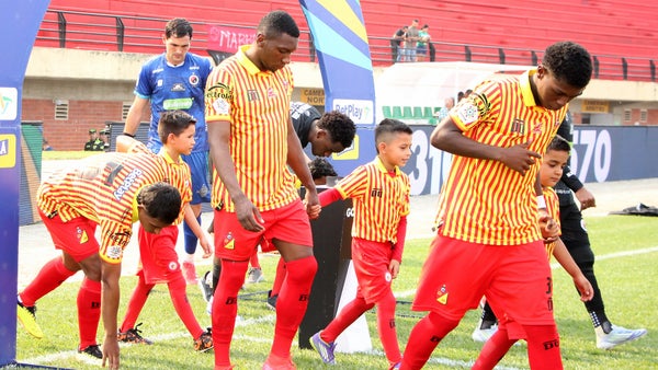 Deportivo Pereira podría enfrentar contundente sanción de la FIFA Deportivo Pereira podría enfrentar contundente sanción de la FIFA