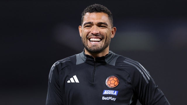 Vélez tomaría una importante decisión sobre Álvaro Montero