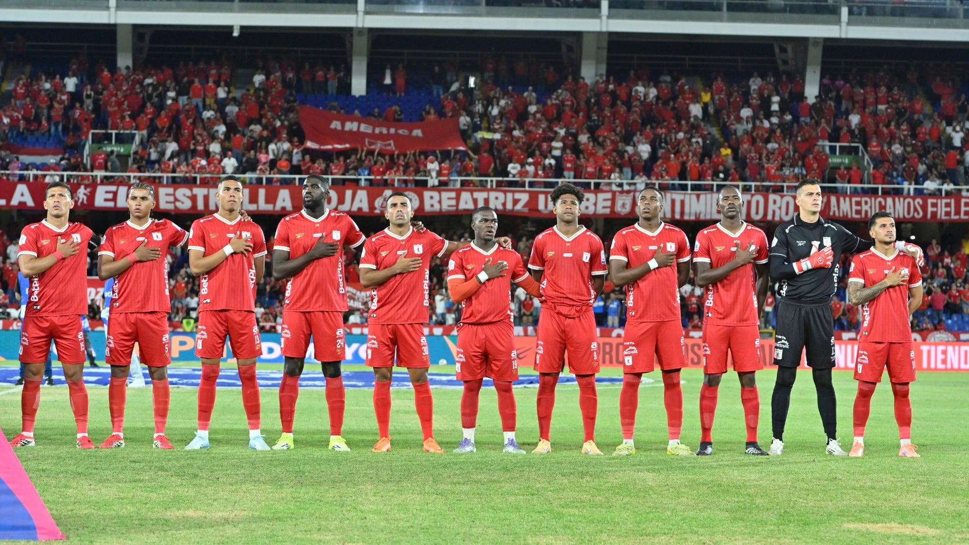 América de Cali se sacude por profunda crítica de dos delanteros - VizzorImage