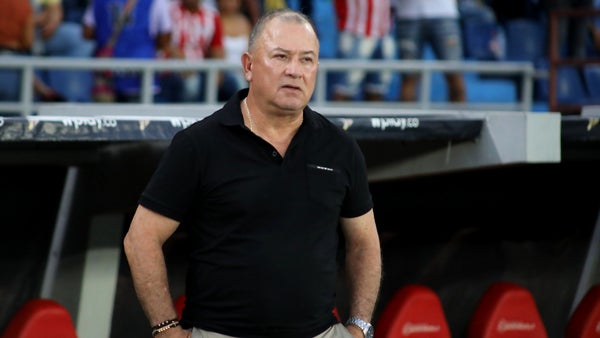 Alberto Suárez fue presentado en su nuevo club del FPC