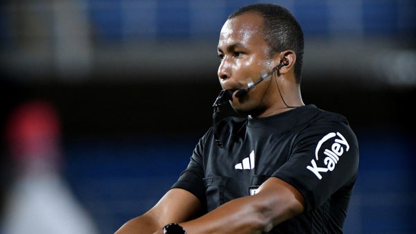 Once Caldas pidió roja para Llaneros: mira la aparente agresión Once Caldas pidió roja para Llaneros: mira la aparente agresión