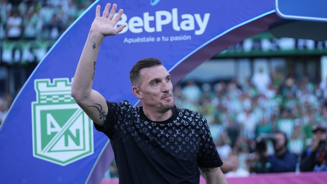 Armani cerraría las puertas para volver a Nacional