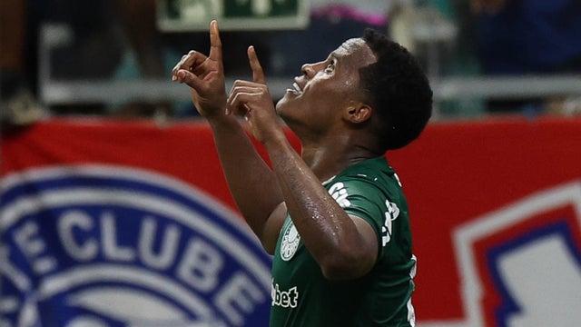 Jhon Arias marcó un golazo con Palmeiras
