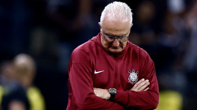 Corinthians se quedó sin DT