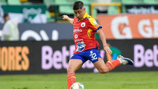 Matías Pisano no cierra la puerta para volver a América