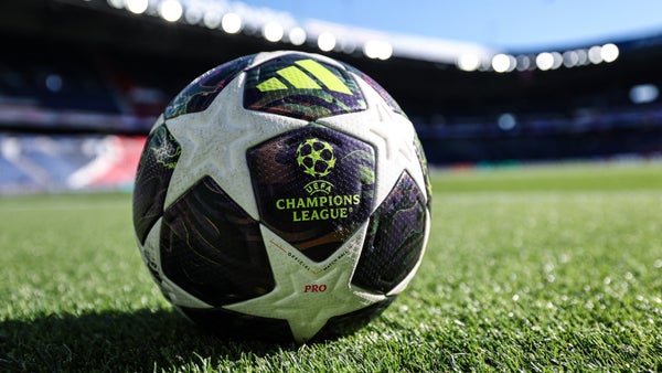 Campeón de Champions cambia su escudo y genera fuerte polémica Campeón de Champions cambia su escudo y genera fuerte polémica