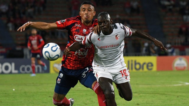 Cetré casi anota ante Medellín