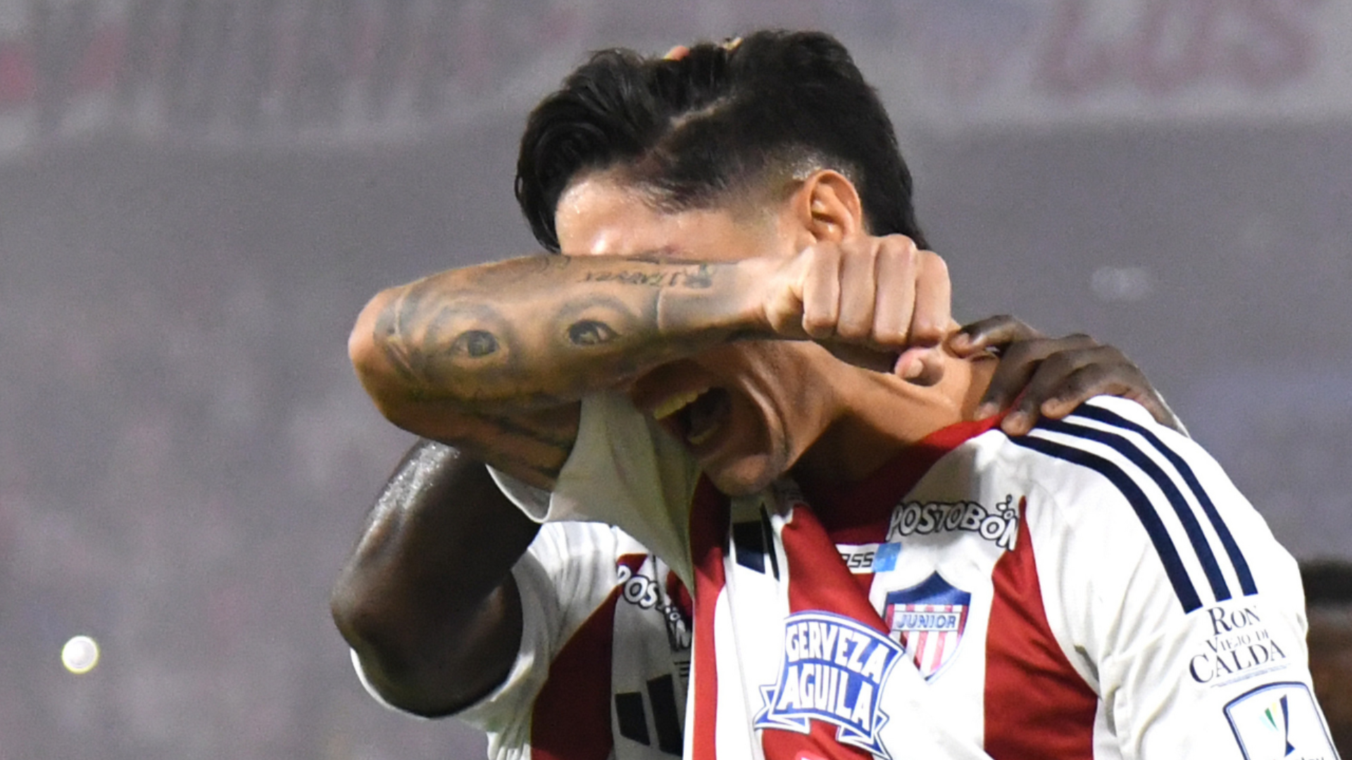 Junior celebró golazo de camerino ante Águilas Doradas - VizzorImage