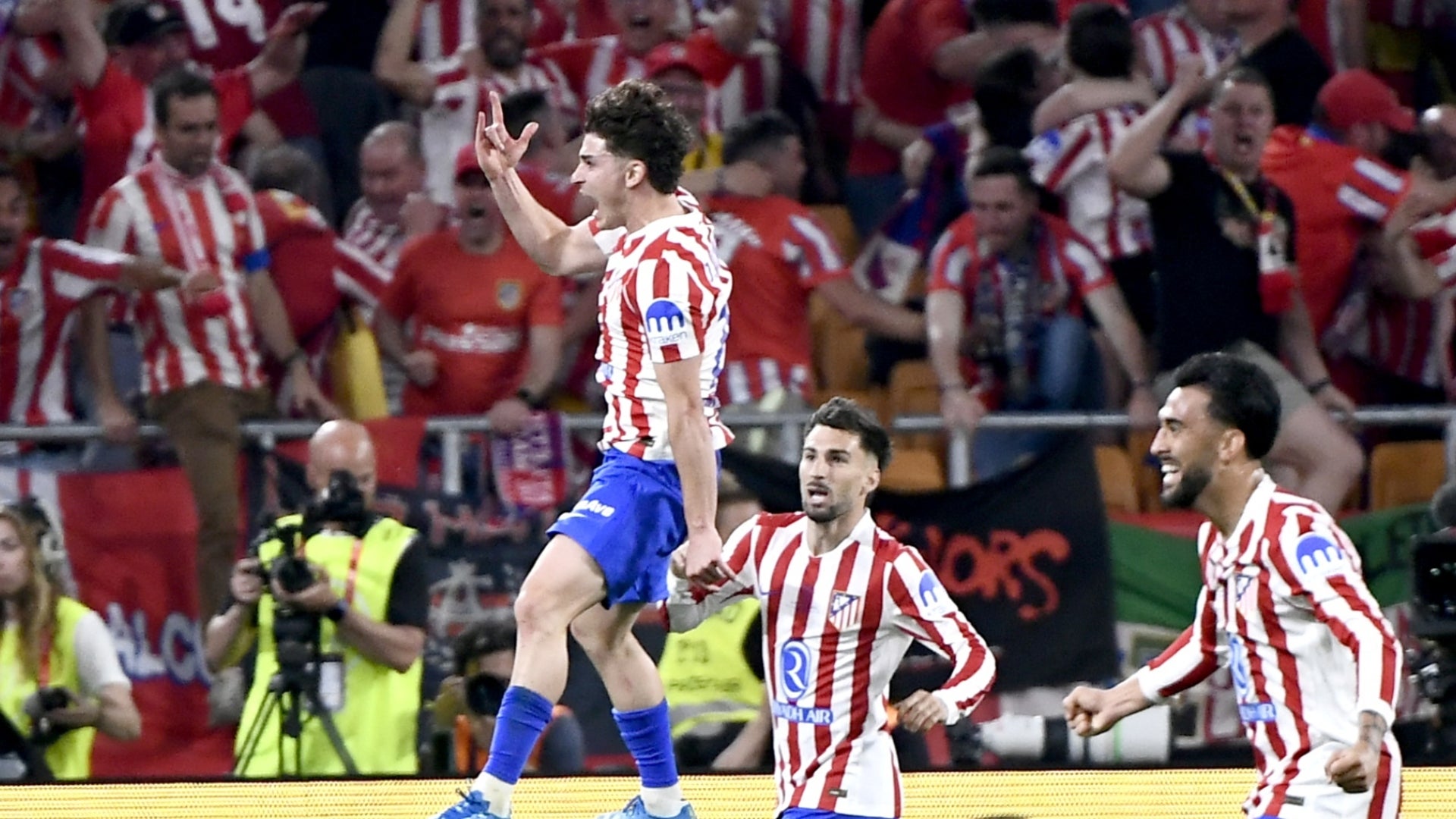 Golazo magistral de Julián Álvarez empató la final de Copa del Rey - AFP