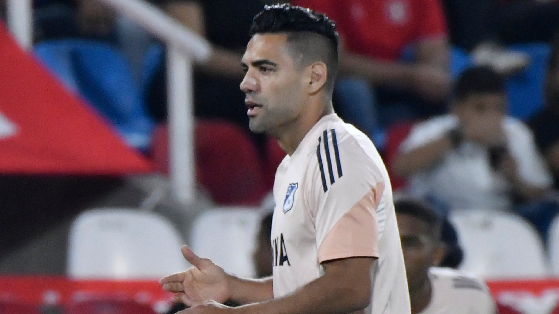 Falcao García salió en ambulancia del América vs. Millonarios - VizzorImage