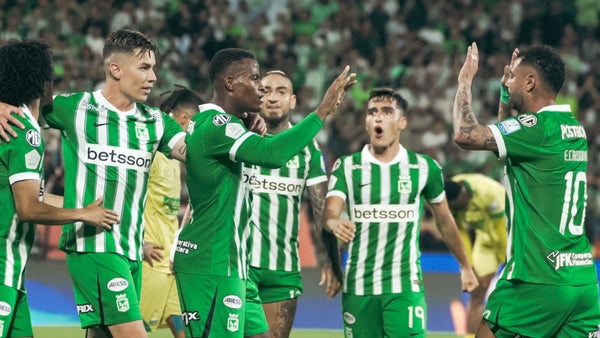 Atlético Nacional ganó 2-0 y dejó muy mal herido a Bucaramanga