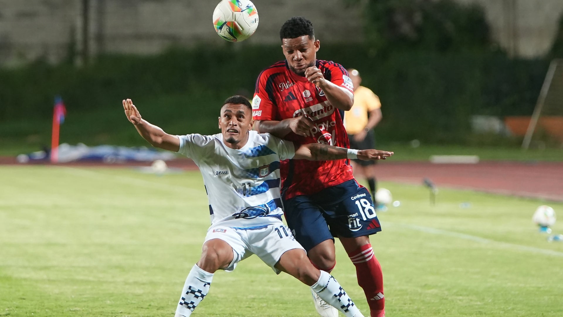 ¿Era penalti a favor de Boyacá Chicó vs. Medellín_ Carlos Antonio Vélez analizó - VizzorImage