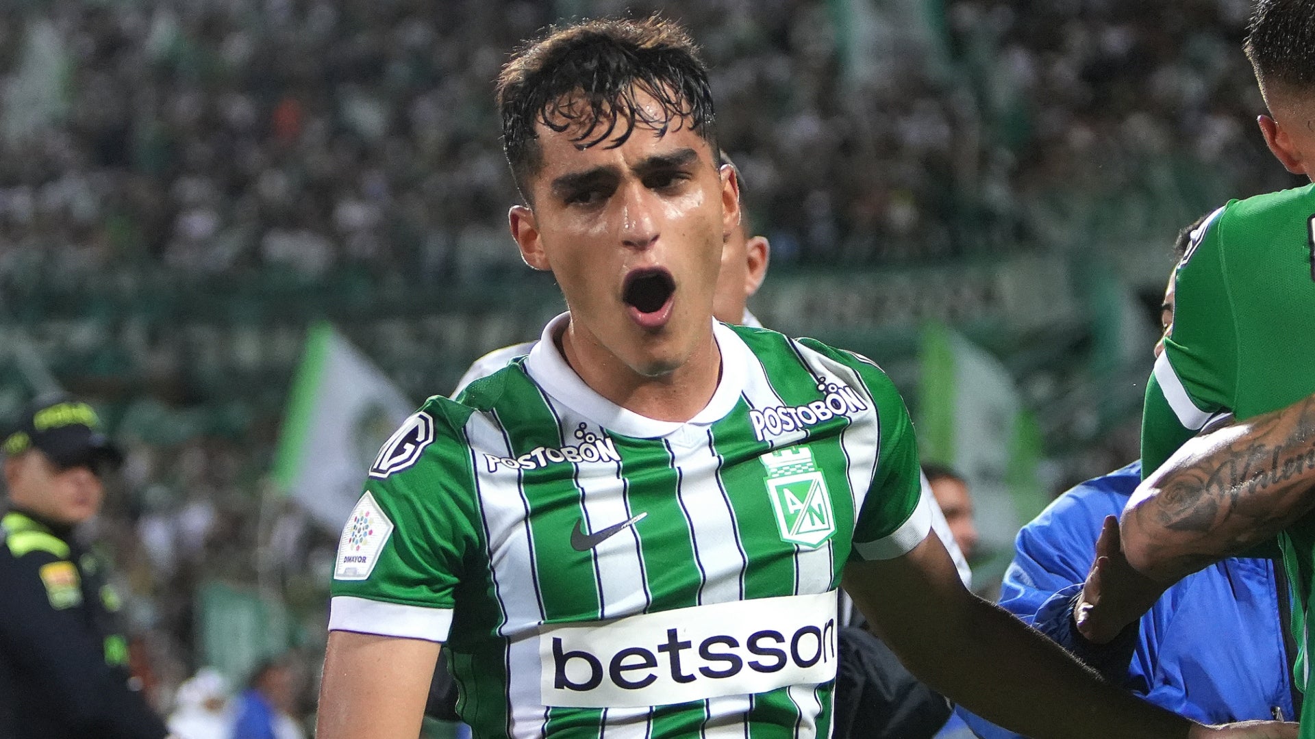 Mira la expulsión de Juan Manuel Rengifo que preocupa a Atlético Nacional - AFP