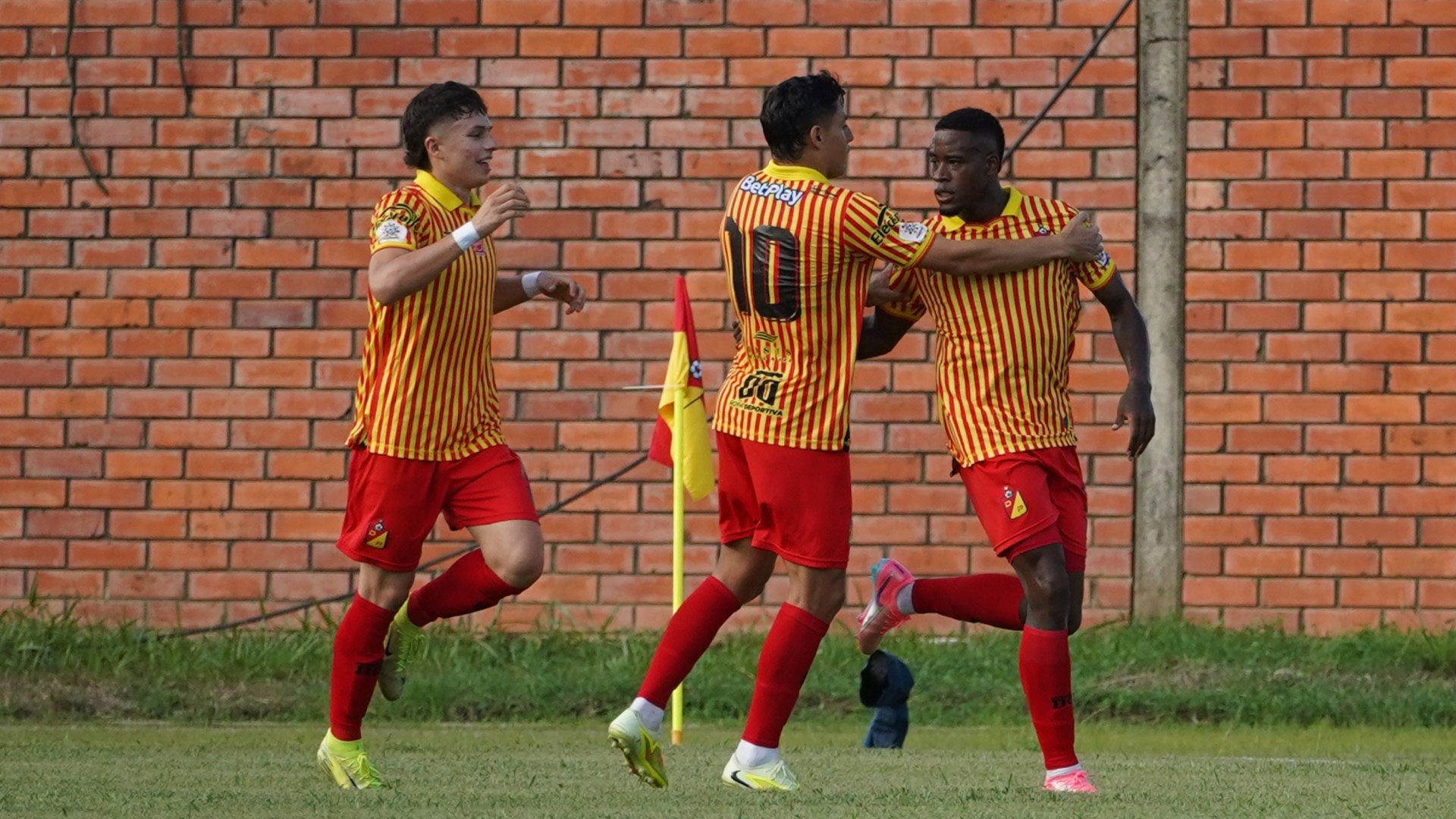 Pereira consiguió un gran triunfo ante Nacional