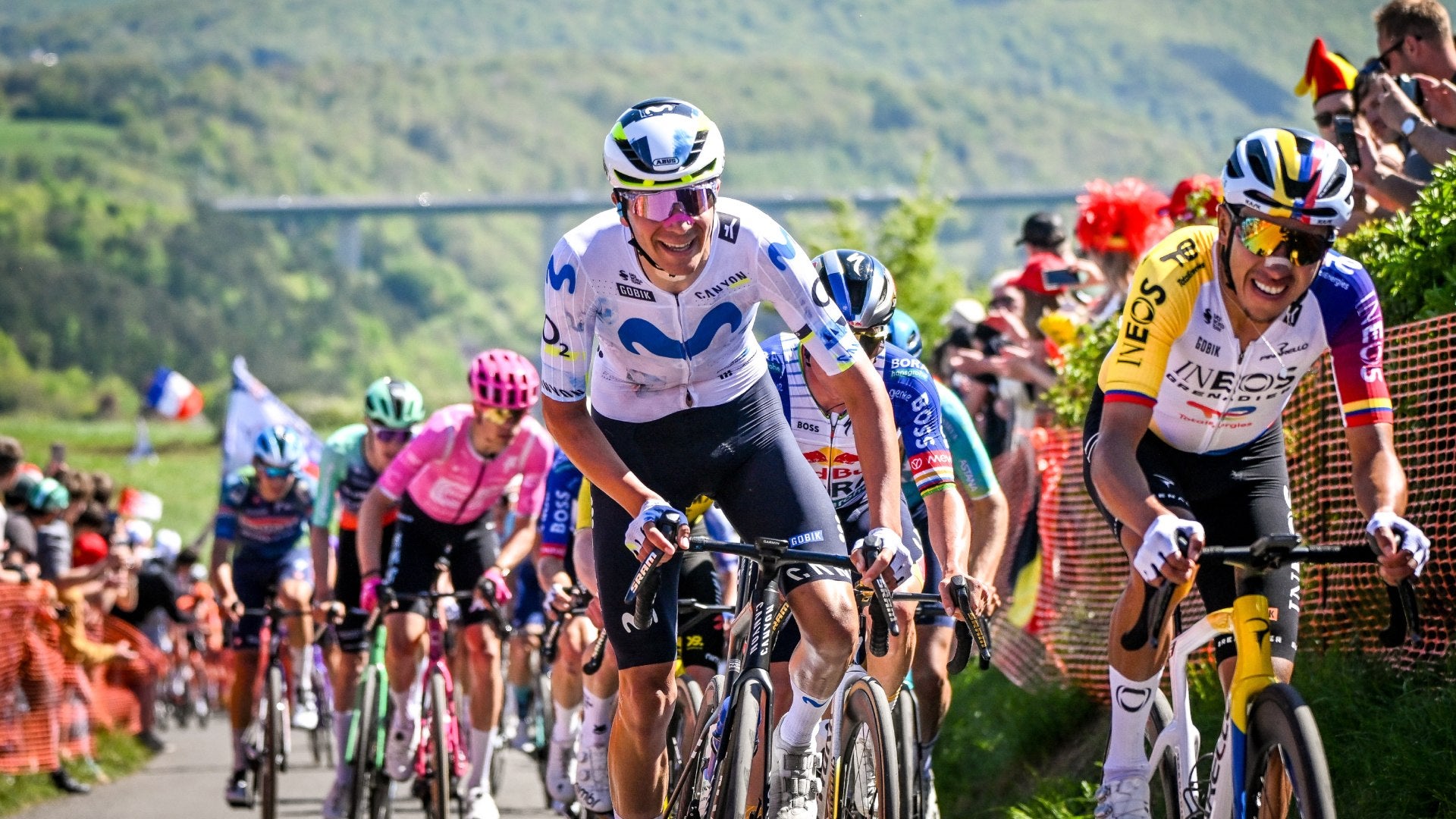 Egan Bernal en el top 5 de la Lieja-Bastoña-Lieja